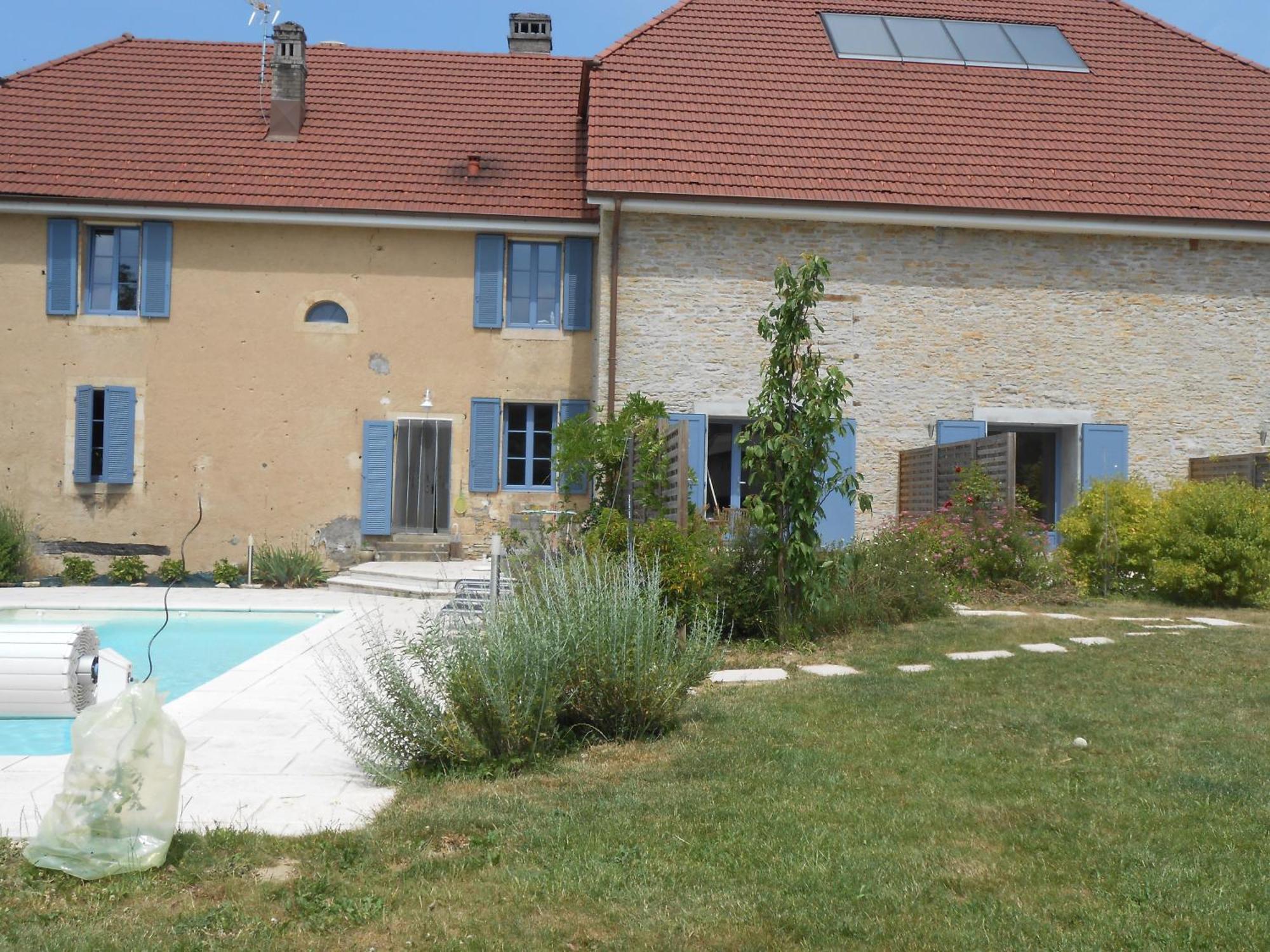 Les Grands Pres Bed & Breakfast Geney Bagian luar foto